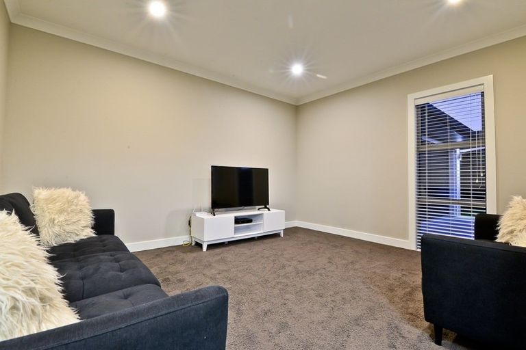 Photo of property in 15 Miranda Place, Flagstaff, Hamilton, 3210