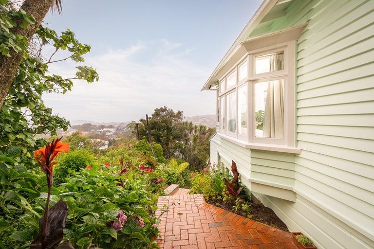 Photo of property in 60 Hatton Street, Karori, Wellington, 6012