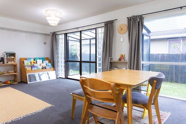 Photo of property in 1/185 Queenspark Drive, Parklands, Christchurch, 8083