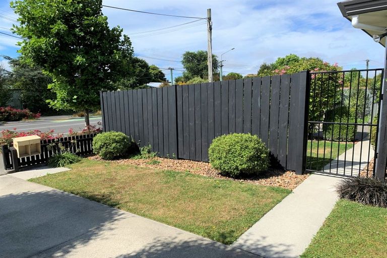 Photo of property in 1/14 North Avon Road, Richmond, Christchurch, 8013