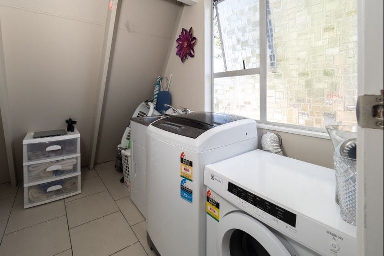 Photo of property in 170 Mcmurdo Street, Tinwald, Ashburton, 7700