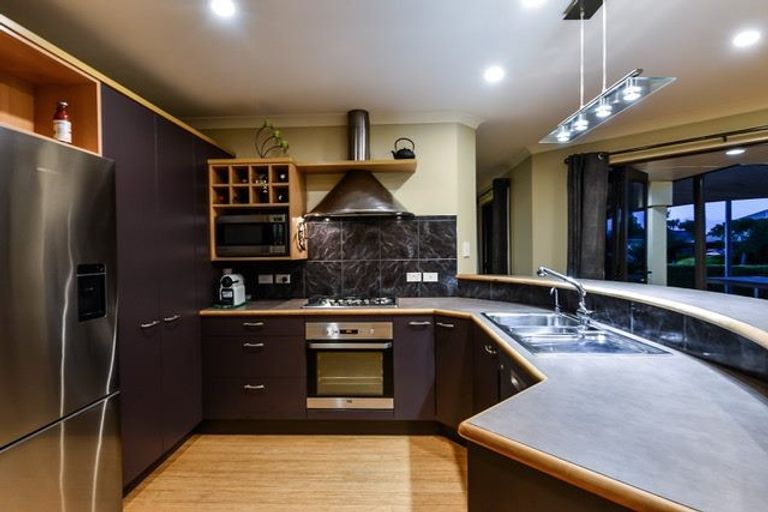 Photo of property in 1 Bayswater Court, Huntington, Hamilton, 3210