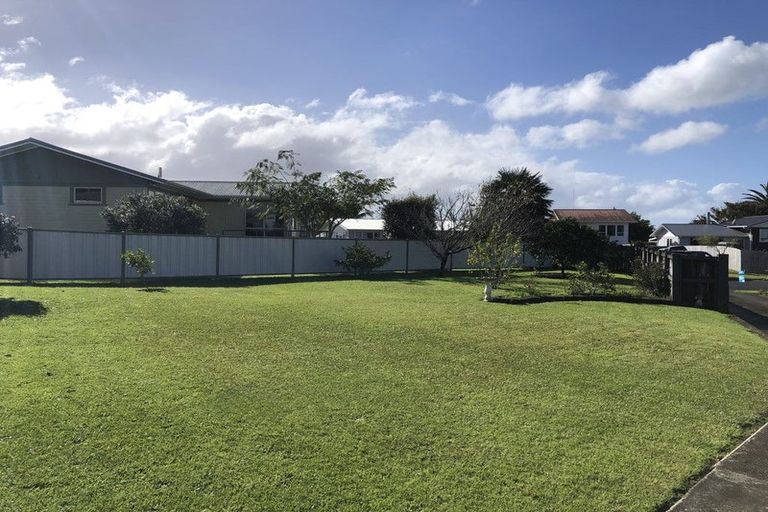 Photo of property in 17 Winston Street, Tikipunga, Whangarei, 0112