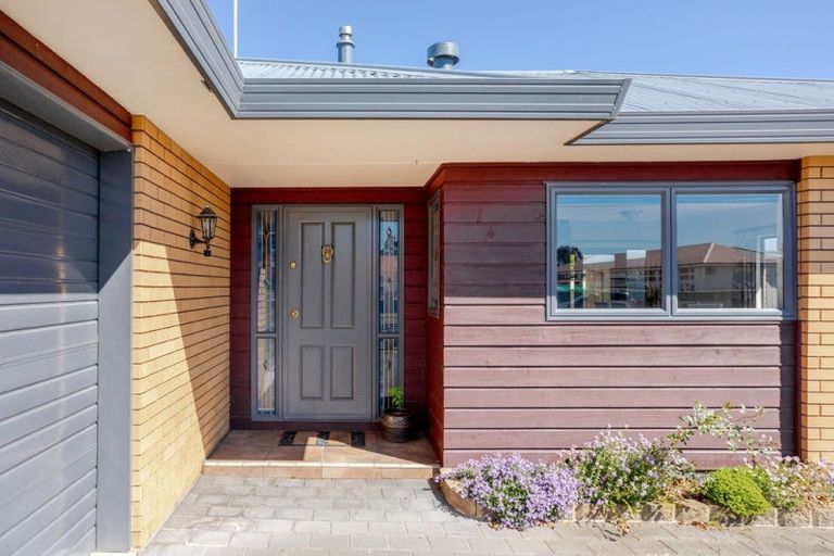 Photo of property in 19 King Street, Dannevirke, 4930