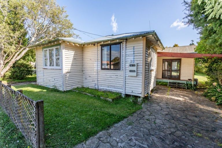 Photo of property in 28 Claremont Avenue, Paeroa, 3600