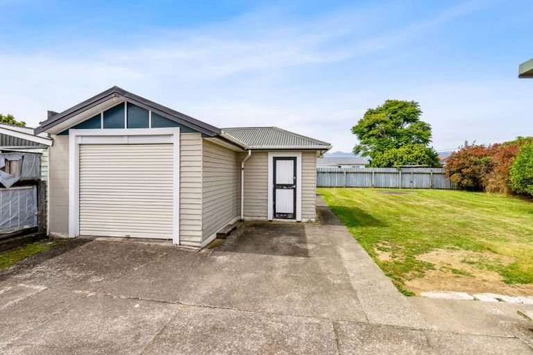 Photo of property in 4 Ferguson Street, Levin, 5510