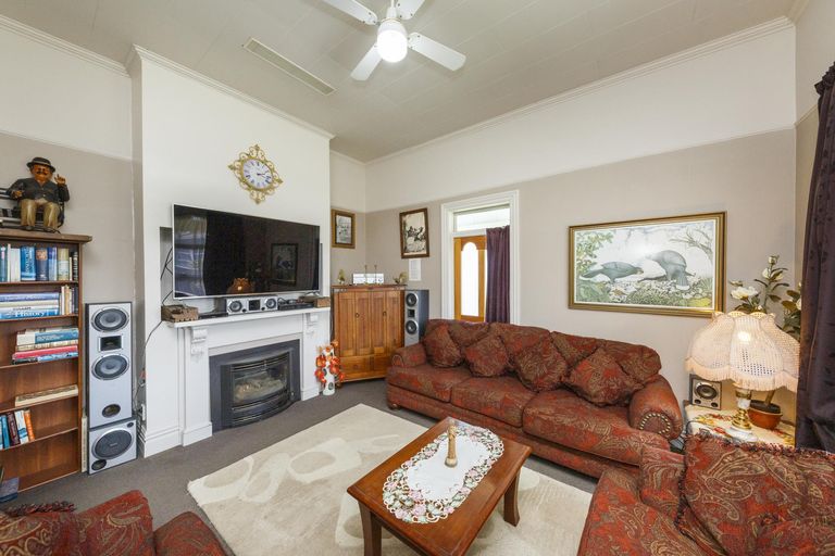 Photo of property in 1 Bryant Street, Takaro, Palmerston North, 4412