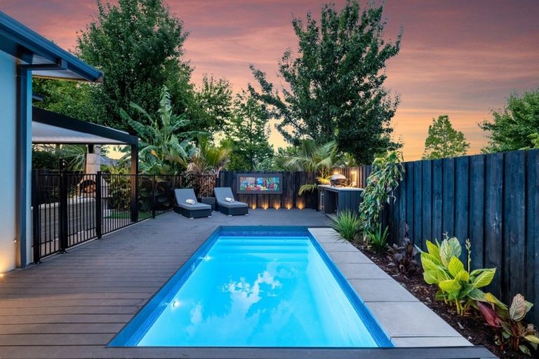 Photo of property in 8 Caldera Close, Pyes Pa, Tauranga, 3112