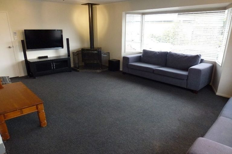 Photo of property in 3 Wimbledon Grove, Wainuiomata, Lower Hutt, 5014