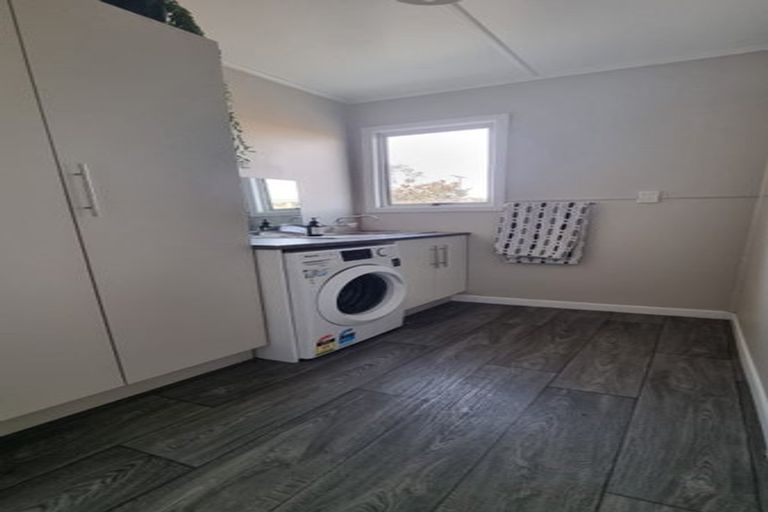 Photo of property in 21 Broadway, Stratford, 4332