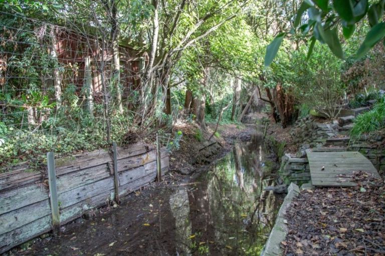 Photo of property in 393 Sawyers Arms Road, Harewood, Christchurch, 8051