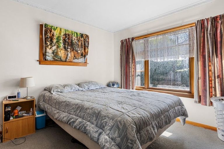 Photo of property in 37 Appleby Crescent, Burnside, Christchurch, 8053