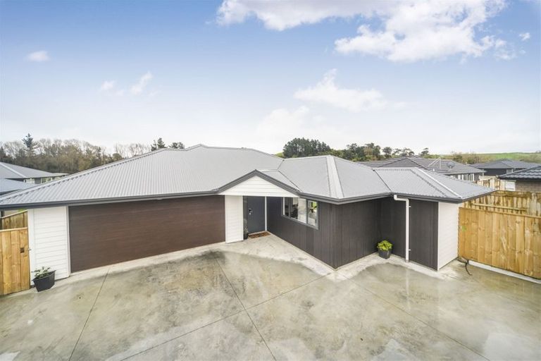 Photo of property in 24 Monarch Drive, Ashhurst, 4810