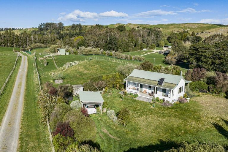 Photo of property in 922 Okaihau Road, Maraetotara, Havelock North, 4294