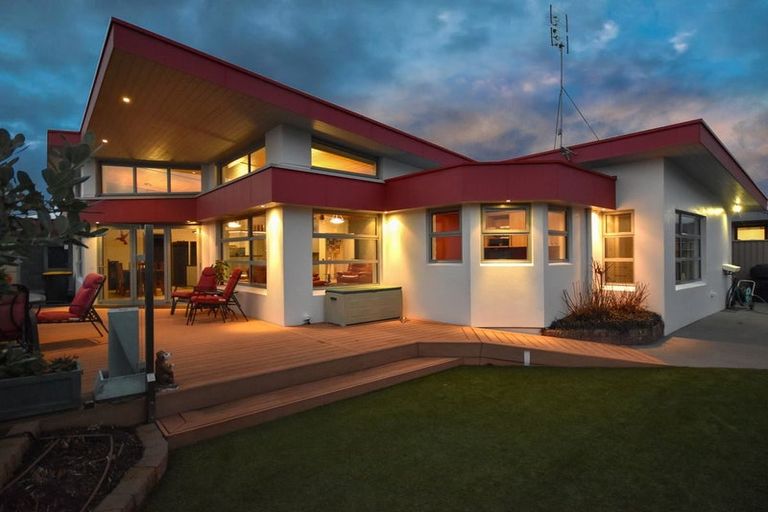 Photo of property in 22 Kura Place, Mosgiel, 9024