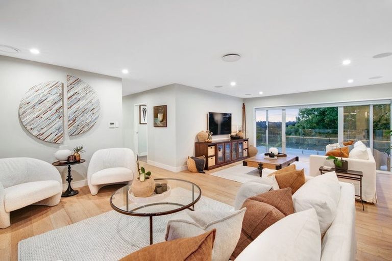 Photo of property in 163 Schnapper Road, Schnapper Rock, Auckland, 0632