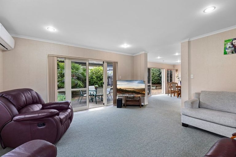 Photo of property in 72b Beachwater Drive, Papamoa Beach, Papamoa, 3118