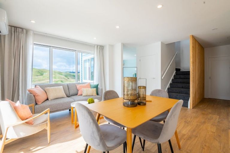 Photo of property in 30 Atherton Terrace, Churton Park, Wellington, 6037