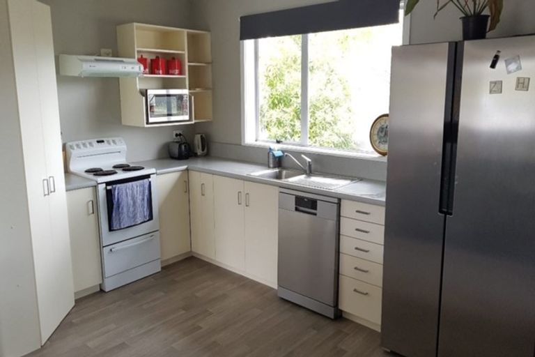 Photo of property in 29 Leeston And Lake Road, Leeston, 7632