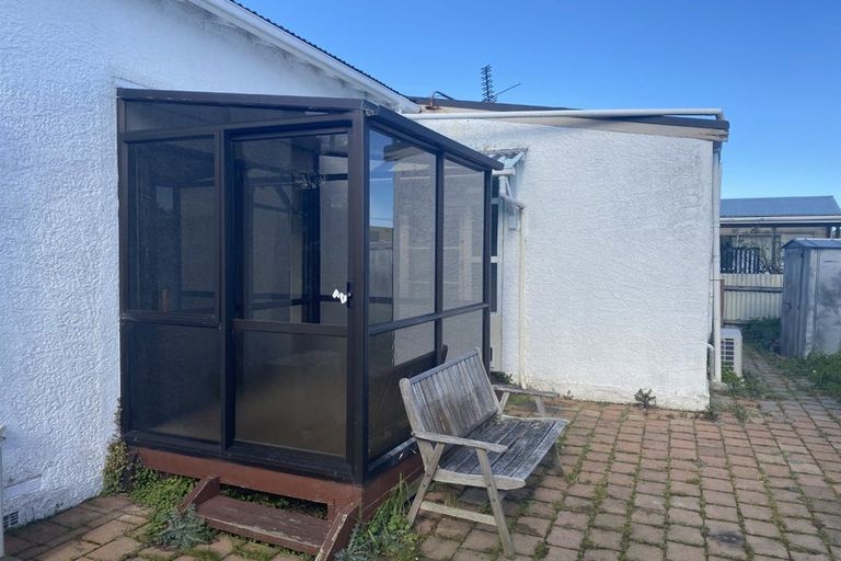 Photo of property in 20 Royal Crescent, Saint Kilda, Dunedin, 9012