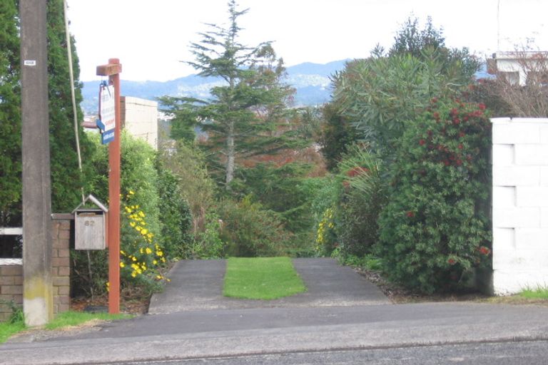 Photo of property in 82 Waimumu Road, Massey, Auckland, 0614