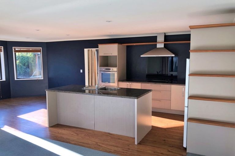 Photo of property in 12 Felicitas Grove, Aidanfield, Christchurch, 8025