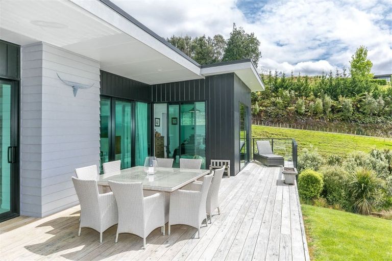 Photo of property in 6 Tiwarawara Lane, Puketotara, Te Awamutu, 3876