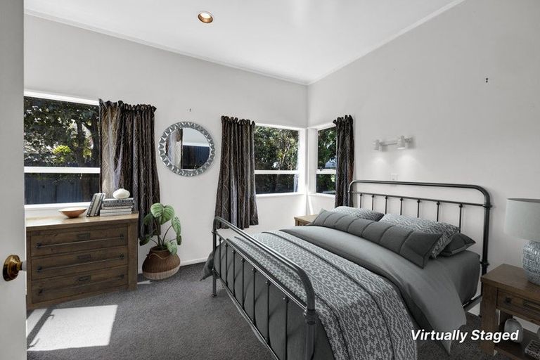 Photo of property in 12 Erin Street, Hawera, 4610