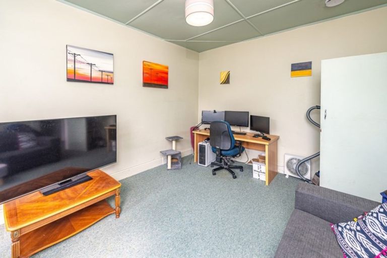 Photo of property in 22 Cambridge Street, Gonville, Whanganui, 4501