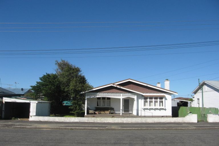 Photo of property in 1 Niblett Street, Whanganui, 4500