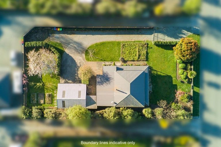 Photo of property in 260 Talbot Street, Geraldine, 7930