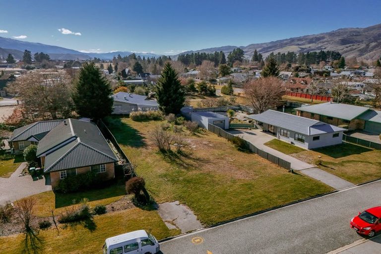 Photo of property in 12 Clare Place, Cromwell, 9310