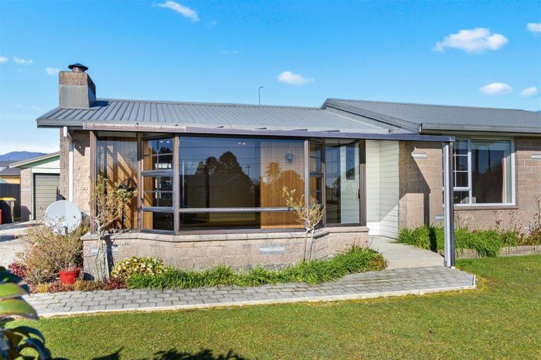 Photo of property in 38 Lyndhurst Street, Westport, 7825