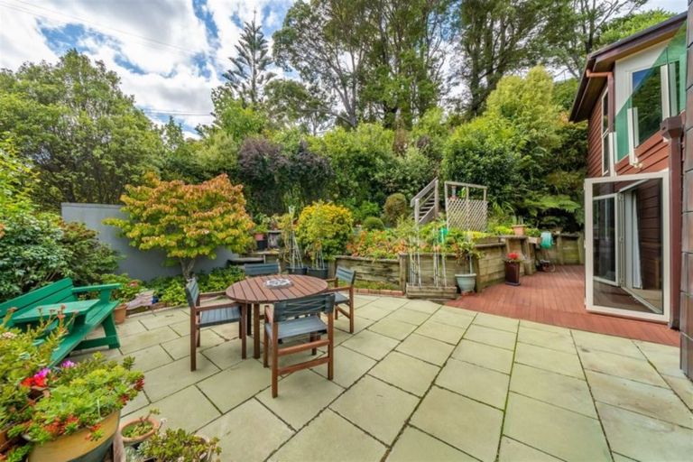 Photo of property in 76 Heretaunga Square, Silverstream, Upper Hutt, 5019