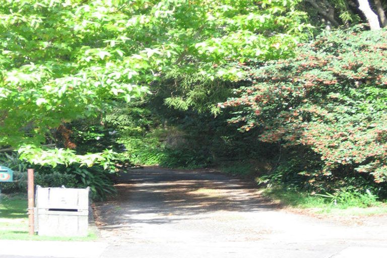 Photo of property in 10 Tiniroa Grove, Silverstream, Upper Hutt, 5019