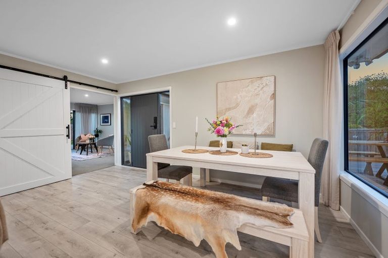 Photo of property in 1327 Leigh Road, Matakana, Warkworth, 0985