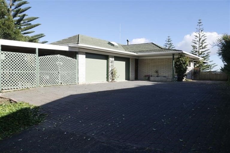 Photo of property in 2021 Whangarei Heads Road, Whangarei Heads, Whangarei, 0174
