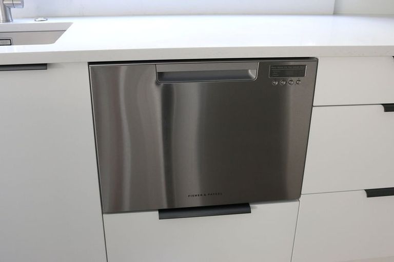 Photo of property in 87 Grant Road, Thorndon, Wellington, 6011