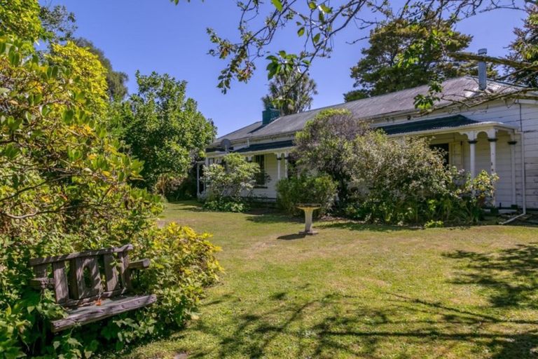 Photo of property in 119 Main Street, Greytown, 5712