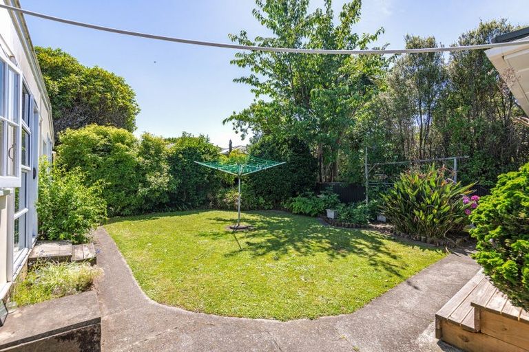 Photo of property in 113 Pahiatua Street, Hokowhitu, Palmerston North, 4410