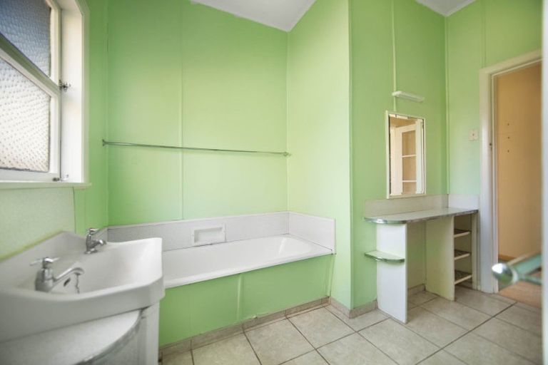 Photo of property in 66 Chamberlain Street, Tahunanui, Nelson, 7011