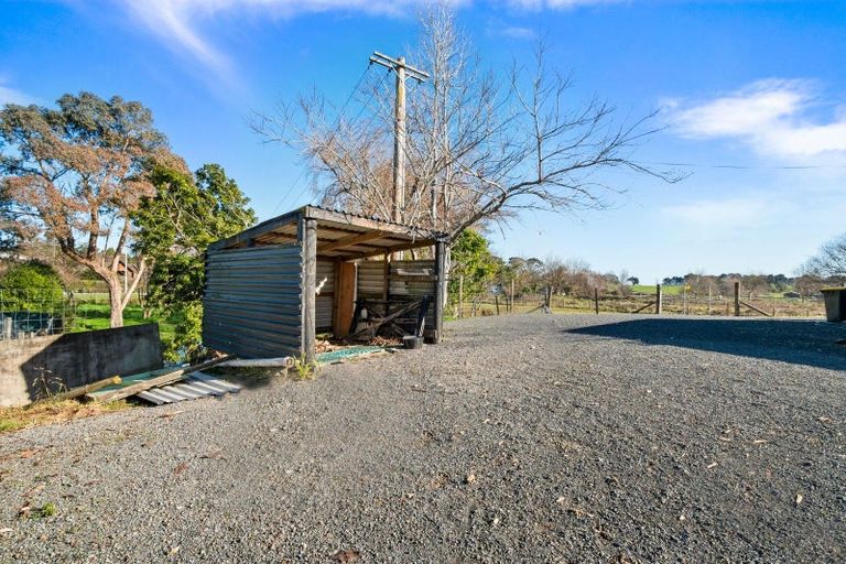 Photo of property in 1 Graham Street, Shannon, 4821