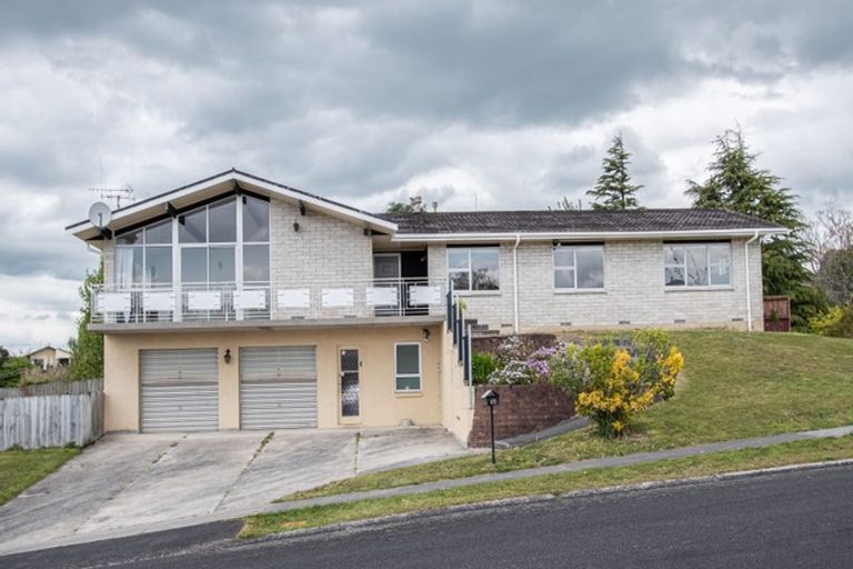 Photo of property in 25 Amanda Avenue, Dinsdale, Hamilton, 3204