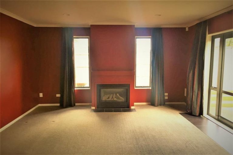 Photo of property in 77 Wayne Francis Drive, Flat Bush, Auckland, 2016