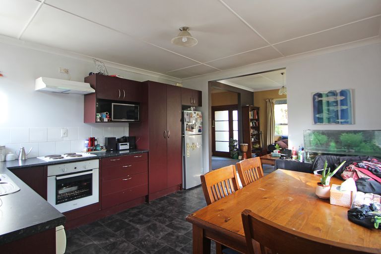 Photo of property in 2 Ord Street, Herbert, Oamaru, 9495