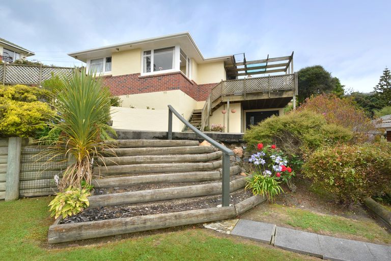 Photo of property in 10 Chisholm Place, Tainui, Dunedin, 9013