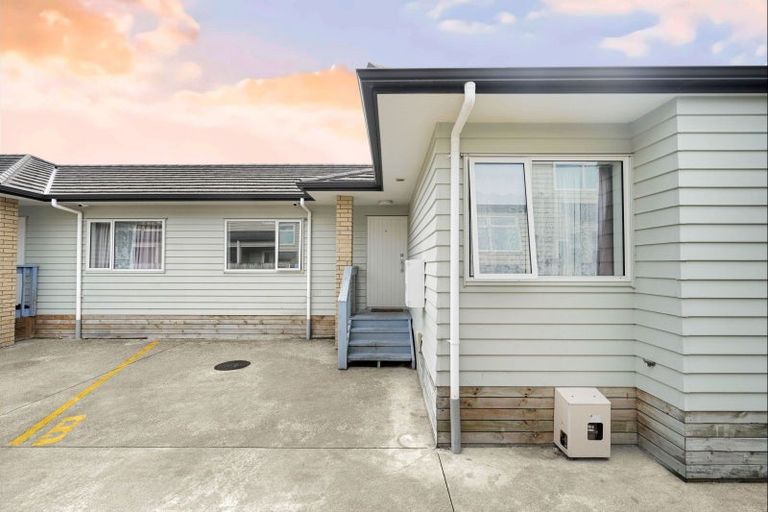 Photo of property in 2/41 York Street, Hamilton East, Hamilton, 3216