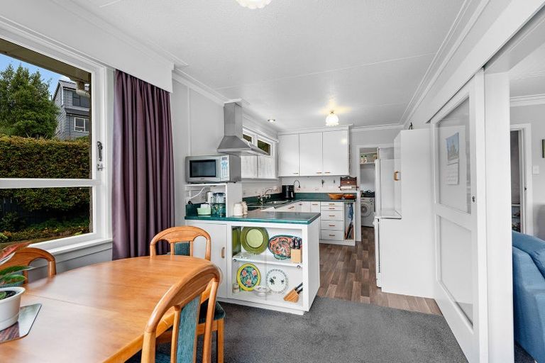 Photo of property in 51 Elwyn Crescent, Green Island, Dunedin, 9018