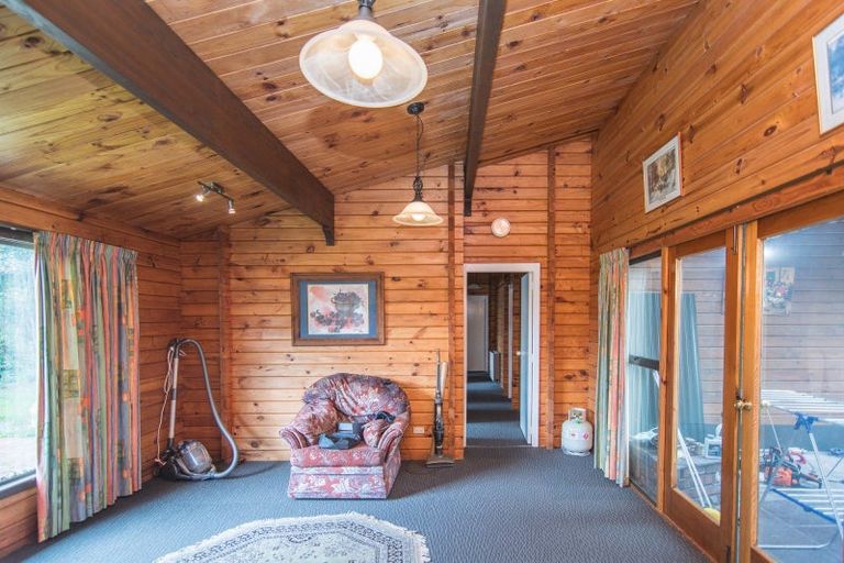 Photo of property in 10 Hillview Place, Pleasant Point, 7903