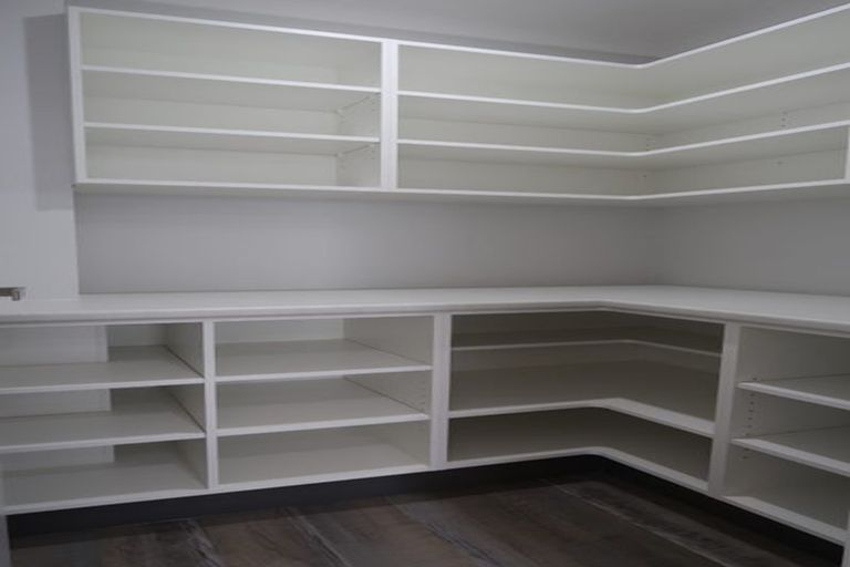 Photo of property in 14 Taiko Place, Kenepuru, Porirua, 5022